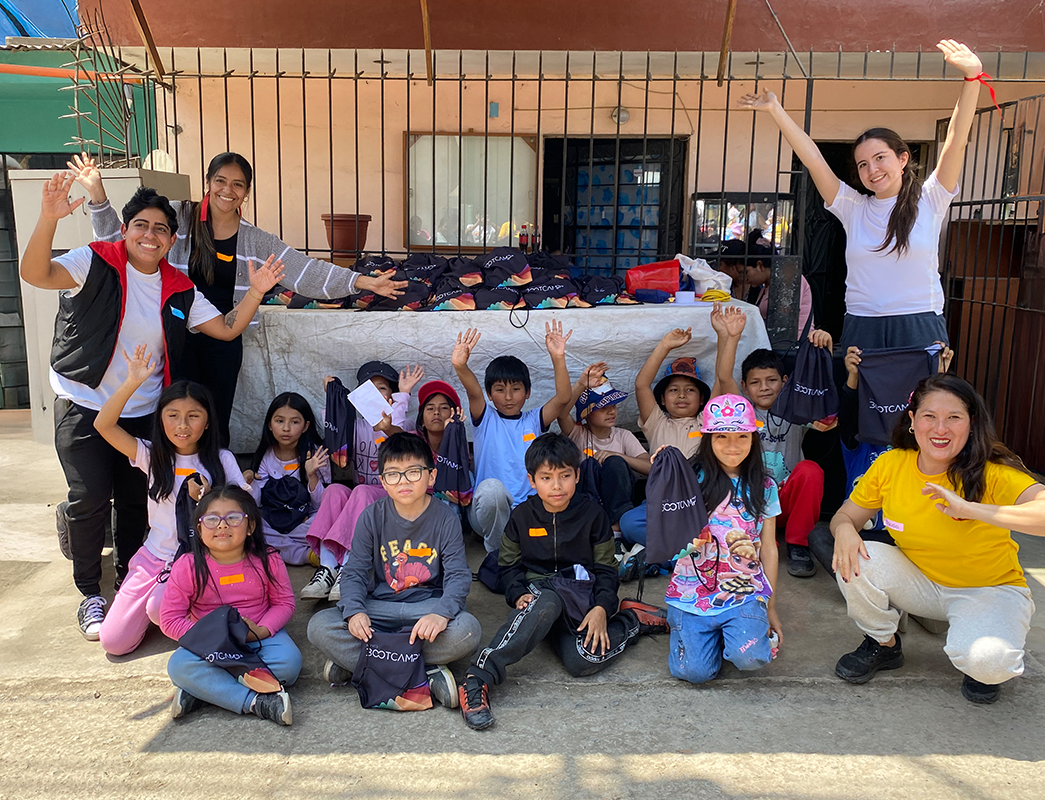 SERVIR y World GEN impulsan valores y educación en niños de Villa María del Triunfo